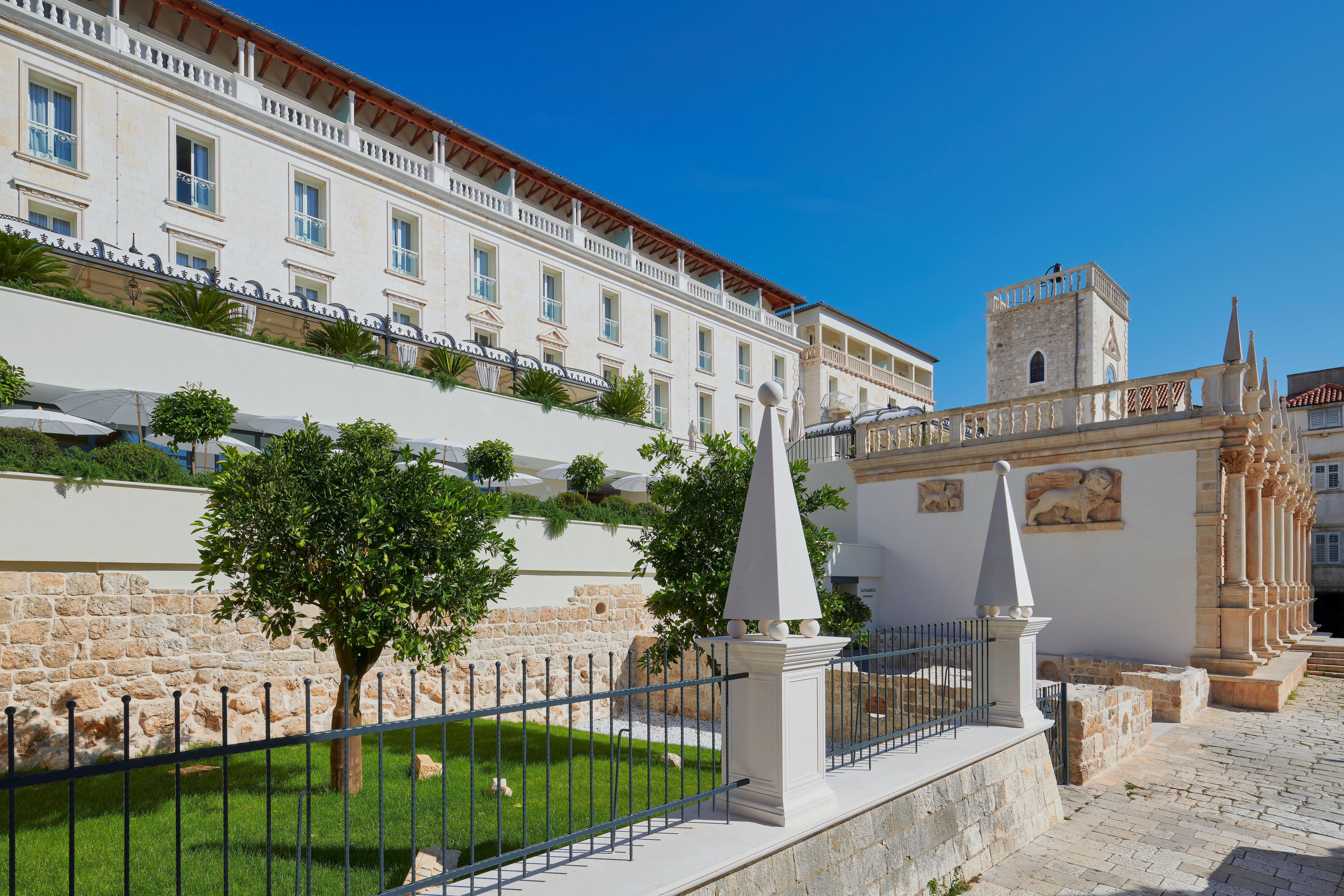 Palace Elisabeth, Hvar Heritage Hotel - The Leading Hotels Of The World Хвар Экстерьер фото